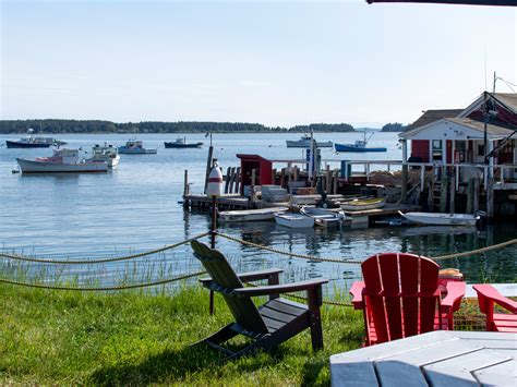 The 16 Best Lobster Rolls In Maine - Portland, ME - The Infatuation