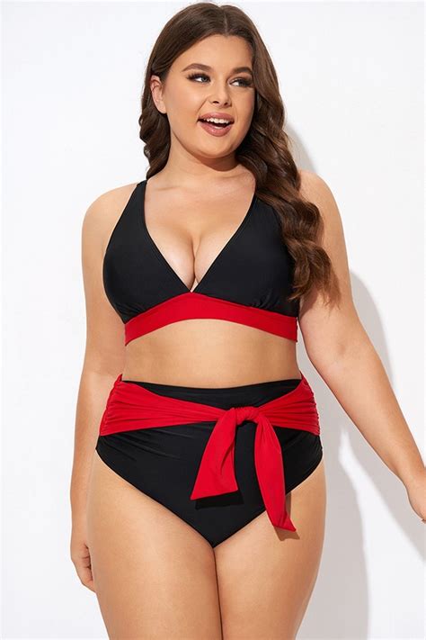 Top De Bikini Negro Y Rojo Con V Cuello Meet Curve Meet Curve