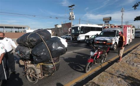 Accidente Deja Personas Lesionadas En Mazatl N Sinaloa