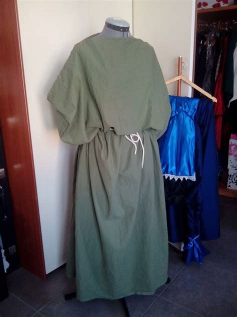 Apple green ancient Roman tunic and palla