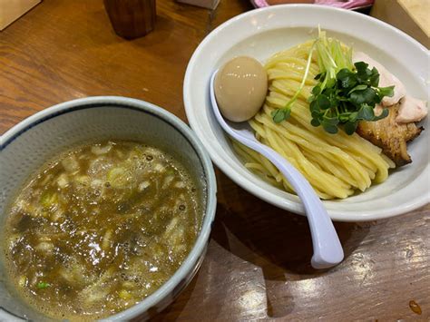 『濃厚平子煮干しつけ麺味玉サービス』麺や百日紅のレビュー ラーメンデータベース