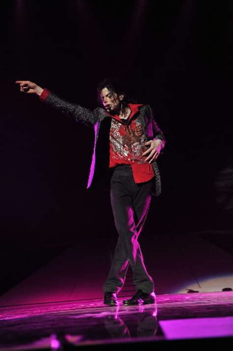 "This Is It": Michael Jackson's extensive rehearsals become a ...