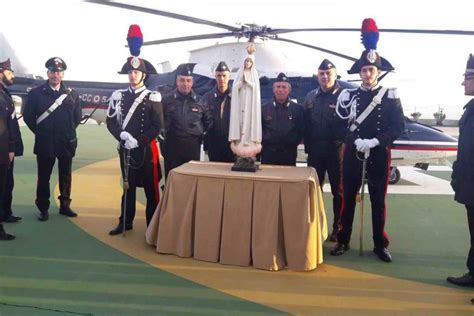 Foggia Arrivata In Elicottero La Sacra Effige Della Madonna Di Fatima