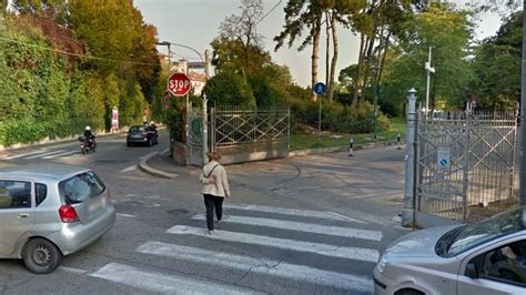 Giardini Margherita Viale Giurini Diventa Senso Unico Cambia La Viabilit