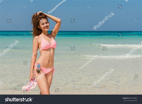 Sexy Bikini Body Woman Sun Tanning Stock Photo 667724002 Shutterstock
