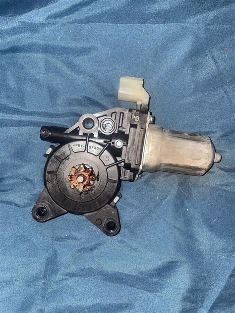 Oem Kia Soul Front Left Driver Side Window Regulator Motor