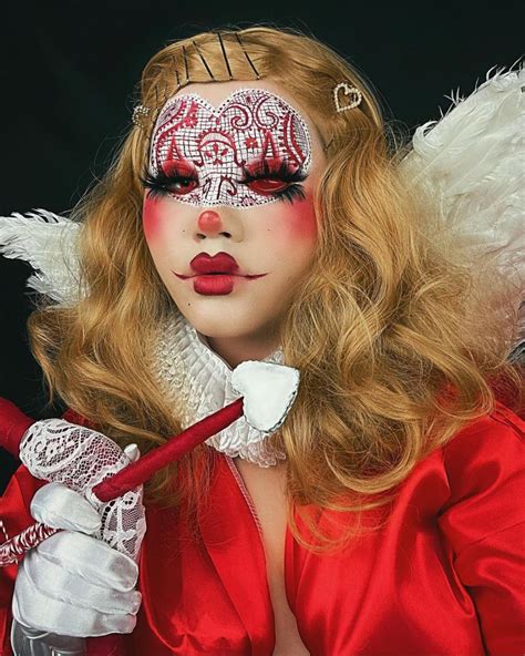 72 Best Halloween Makeup Looks and Ideas For Spooky Season 2023 - Page 4 of 4 - Lily Fashion Style