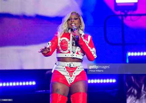 Mary J Blige Performs During 2023 Strength Of A Woman Festival And News Photo Getty Images