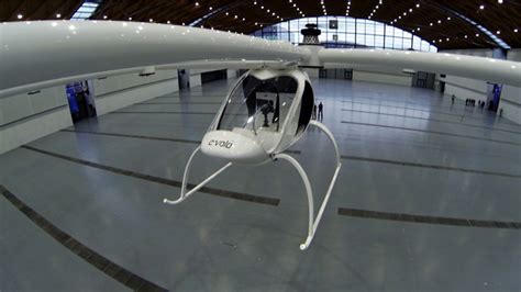 World S First Two Seat Electric Helicopter Lifts Off For The First Time