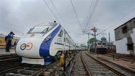 Brake Glitch Temporarily Halts Jalna Csmt Vande Bharat Express Near