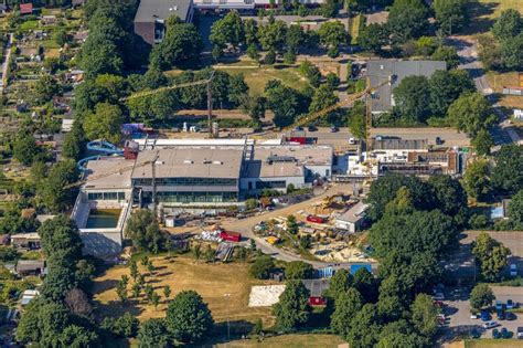 Luftaufnahme Dinslaken Umbau Der Therme Und Schwimmbecken Am Freibad