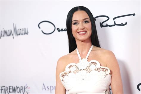 Katy Perry Defends New Song Womans World As Satire Amid Terrible