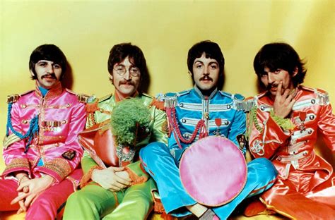 The Beatles in Sgt Pepper uniforms, 1967 | The Beatles Bible