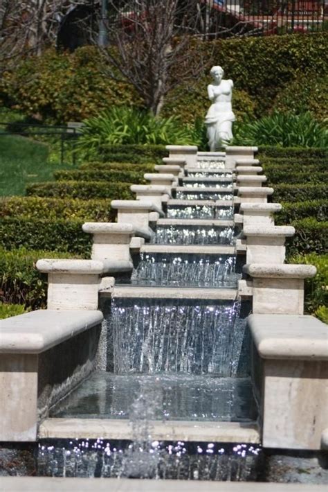 Italian garden | Italian garden, Waterfalls backyard, Renaissance gardens