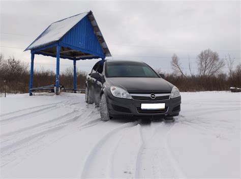 Зимние шины Pirelli Ice Zero Friction R16 205 55 94T XL Opel Astra H