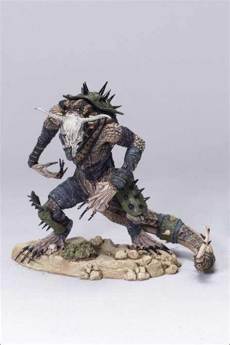 McFARLANE S DRAGONS SERIES 3 QUEST FOR THE LOST KING February 2006