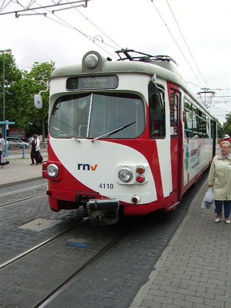 RNV Linie 5 Am Heidelberger Hbf Am 05 08 10 Bahnbilder De