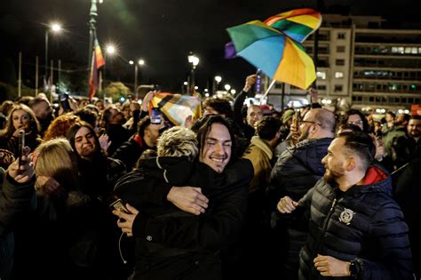 Greece Legalizes Same Sex Marriage In Landmark Change