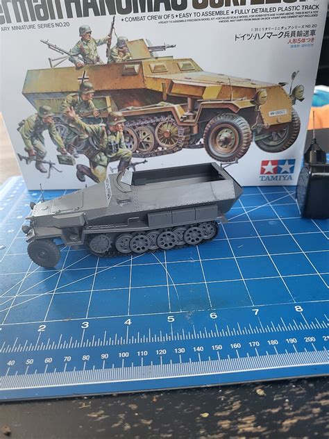 German Hanomag Sd Kfz 251 1 Halftrack Plastic Model Military