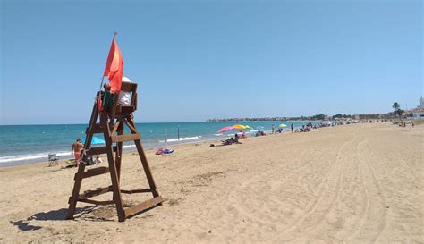 Dénia Cierra Al Baño La Playa De Punta Dels Molins Por Contaminación