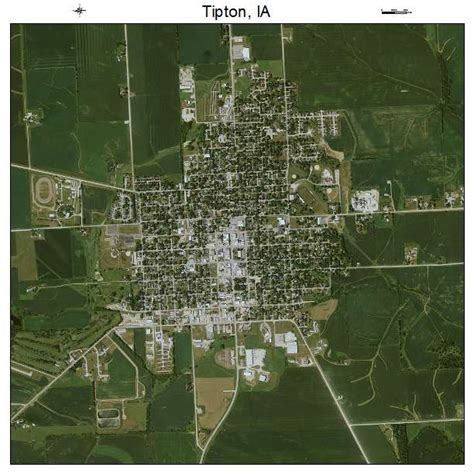 Aerial Photography Map of Tipton, IA Iowa