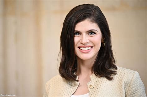 Alexandra Daddario Nude The Fappening Photo FappeningBook