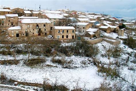 Los Pueblos Con Nieve Ms Bonitos De Espaa Dimension Turistica Magazine