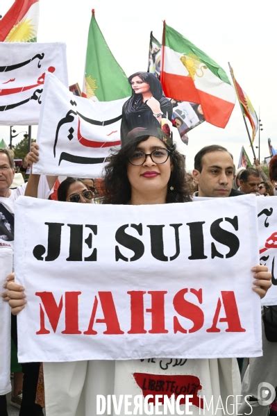 Marche Pour Le Premier Anniversaire De La Mort De Mahsa Amini 16