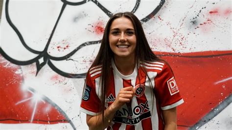 Sheffield United Women Sign Manchester United Youngster On Loan Shekicks