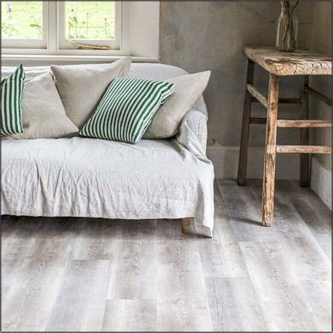 Living Room Grey Wood Floor - Living Room : Home Decorating Ideas # ...