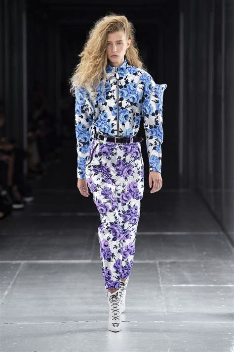 runway   spring  fashion fashion week