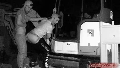 Free Outdoor Bareback Gay Porn Videos Xhamster