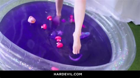 Bubble Butt Scarlet Chase Enjoys Dildo Fun In An Inflatable Pool