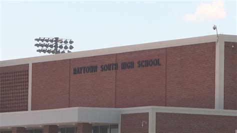 Raytown middle and high schoolers staying virtual until January | FOX 4 ...