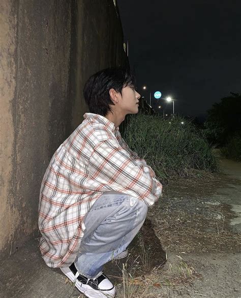 Joshua Hong On Instagram “han River Walk 🦶🏻🦶🏻” Seventeen Instagram Joshua Hong Seventeen