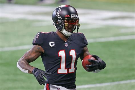 Buccaneers Julio Jones Rumors Show Tampas Good Fortune