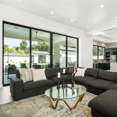 Aluminum Series – Value Windows and Doors