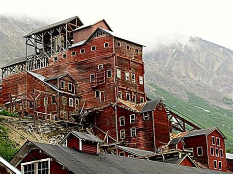 Kennicott Ghost Town – Chitina, Alaska - Atlas Obscura