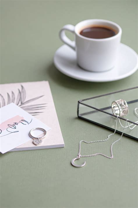 Серебряная подвеска Луна the Moon в магазине «CARSTENS JEWELRY» на ...