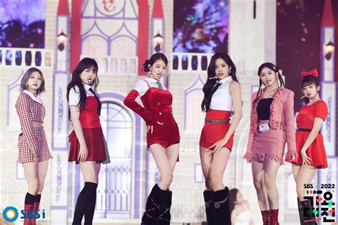 221225 SBS Gayo Daejeon Website Update with An Yujin & Jang Wonyoung ... 