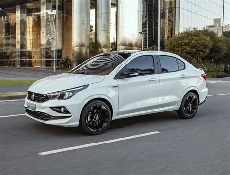 Galer A De Fotos Del Fiat Cronos Hgt Autodato