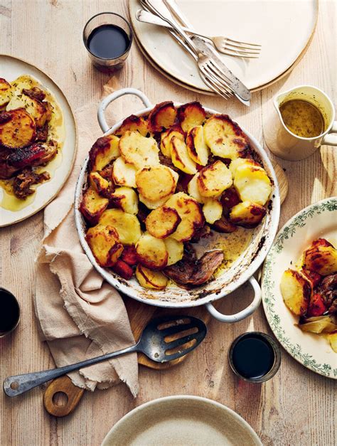 Jamie Oliver Sausage Pappardelle Recipe One Pan Wonders C4