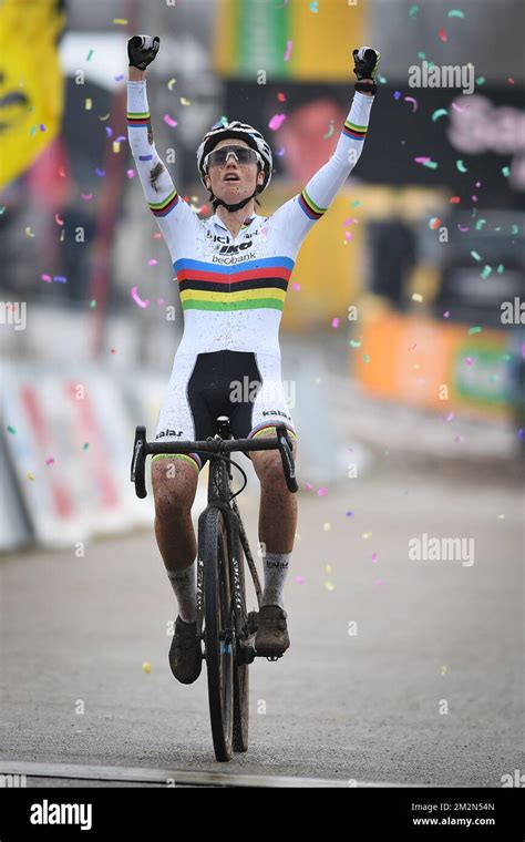 Belgian Sanne Cant Celebrates As She Crosses The Finish Line To Win The