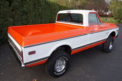 1972 Chevrolet Cheyenne Pickup 4x4 Rear 34 214282