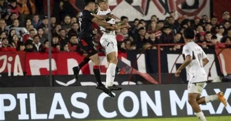 Platense Platense Primer Tiempo Entretenido Pero Sin Goles Newell S