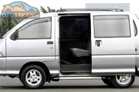 Nostalgia Daihatsu Zebra Espass Minibus Yang Punya Bentuk Aerodinamis