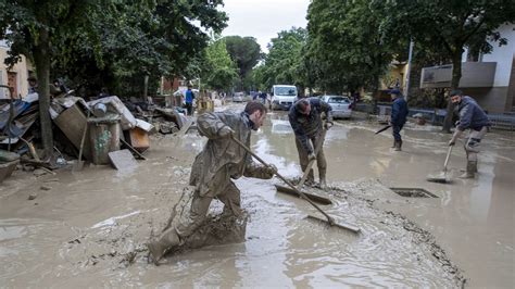 Inondazioni In Italia La Francia Invia Uomini E Mezzi Di Soccorso