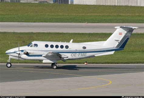 Oe Fme Airlink Beechcraft Super King Air Photo By Rudolf Schider