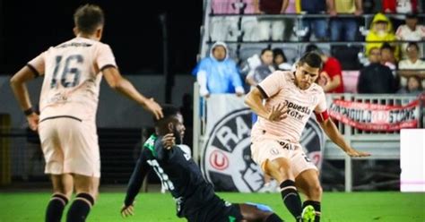 Universitario igualó 1 1 con Atlético Nacional de Colombia en Miami