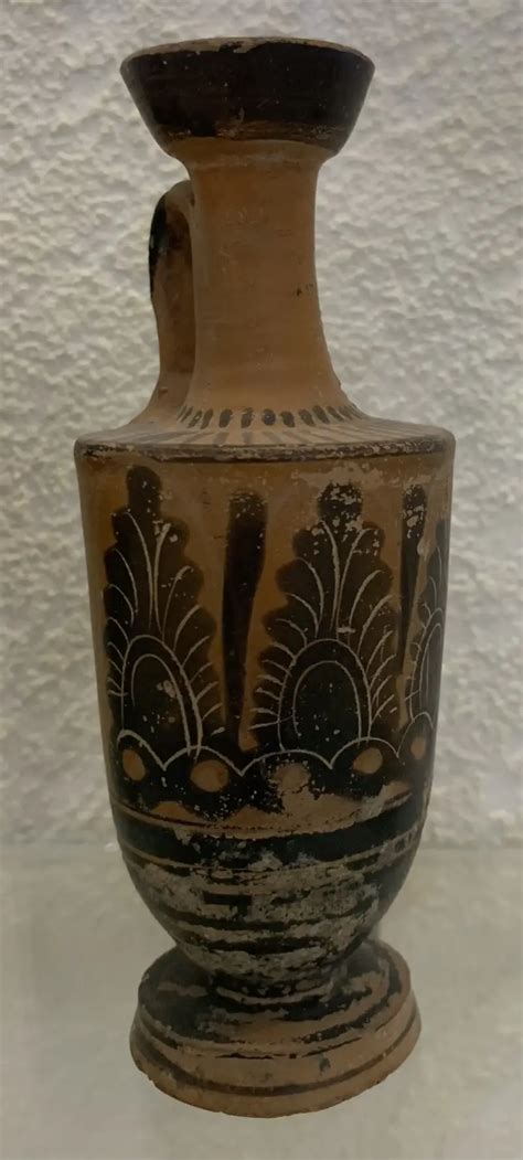 Черепки и сосуды истории